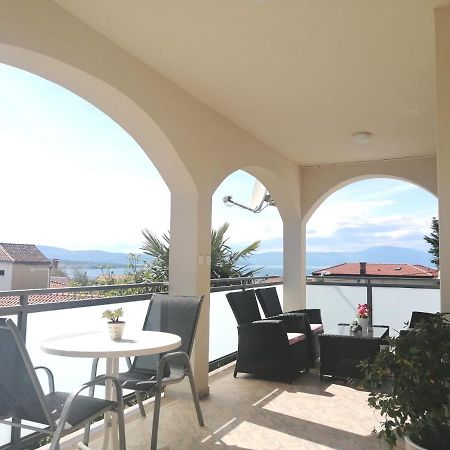 Lovely Sea View House In Malinska Island Krk المظهر الخارجي الصورة
