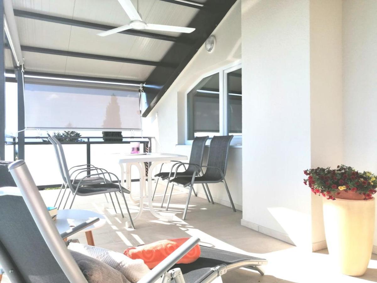 Lovely Sea View House In Malinska Island Krk المظهر الخارجي الصورة