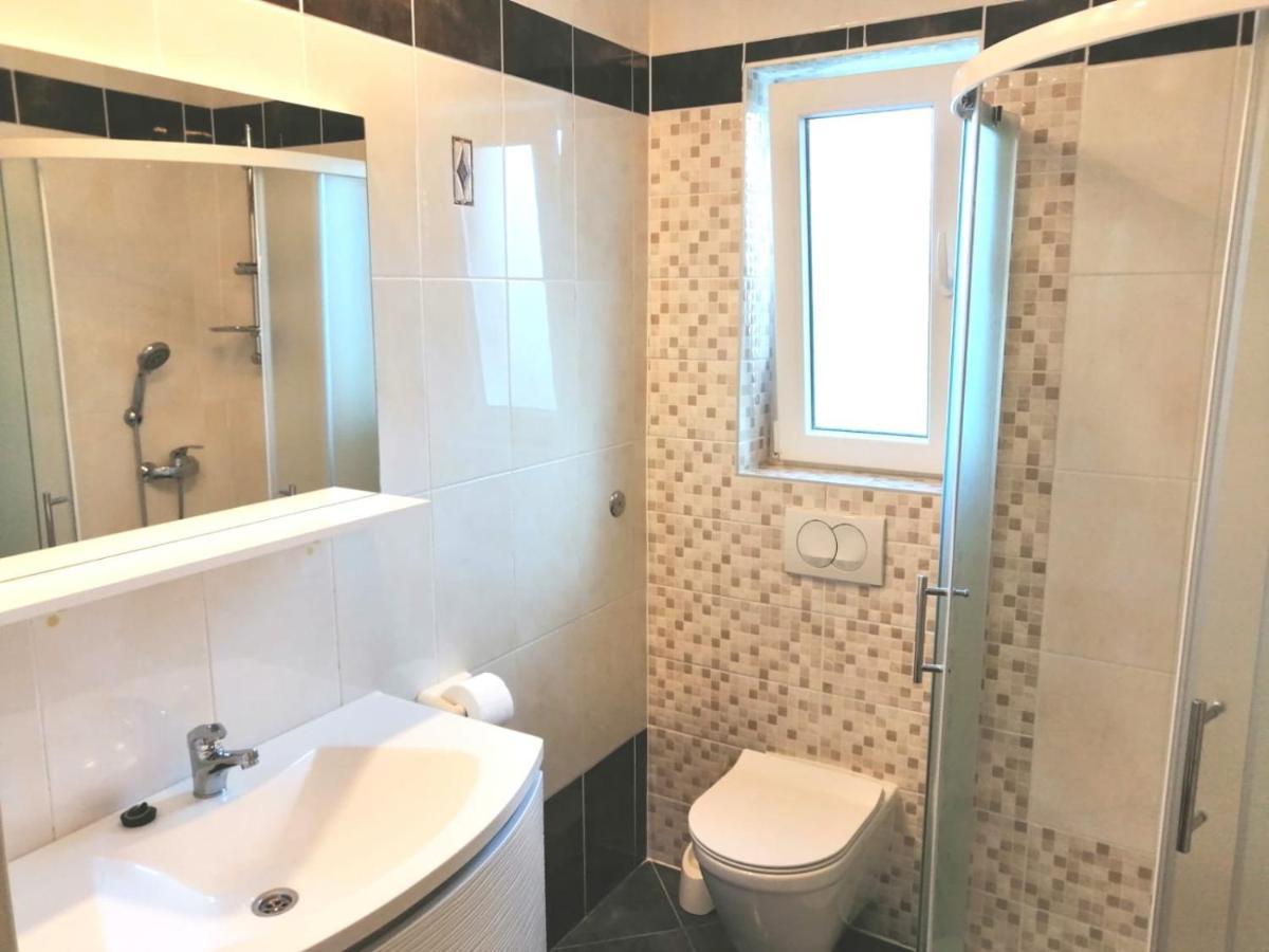 Lovely Sea View House In Malinska Island Krk المظهر الخارجي الصورة