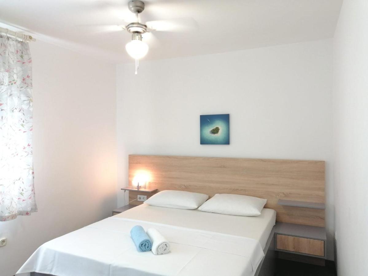 Lovely Sea View House In Malinska Island Krk المظهر الخارجي الصورة