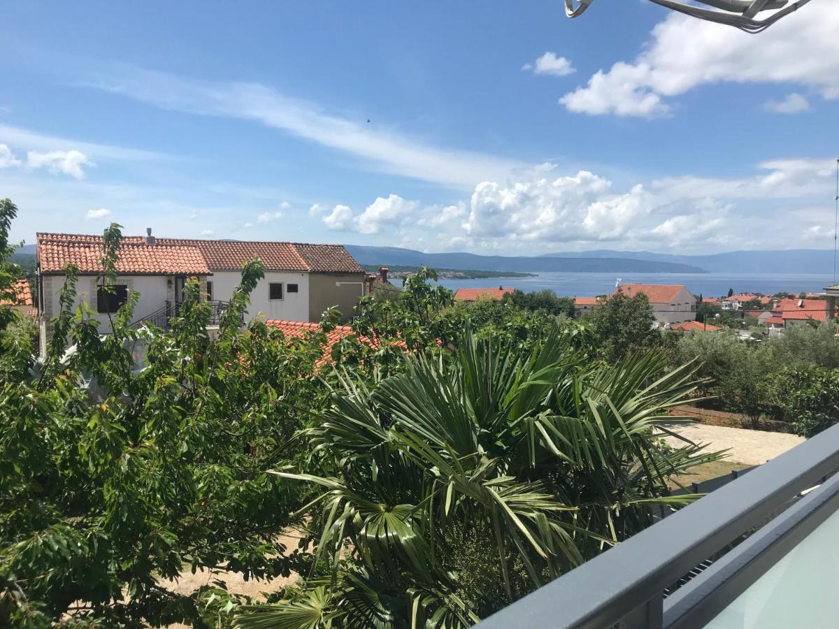 Lovely Sea View House In Malinska Island Krk المظهر الخارجي الصورة